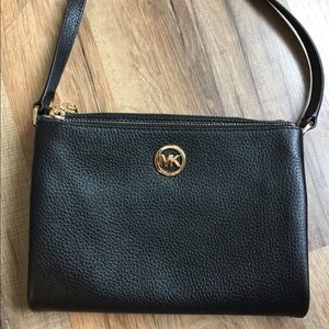 Micheal Kors Crossbody